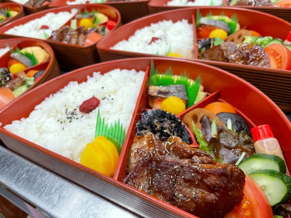 ステーキ弁当