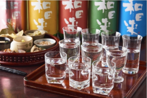 日本酒飲み比べ10種と酒肴前菜