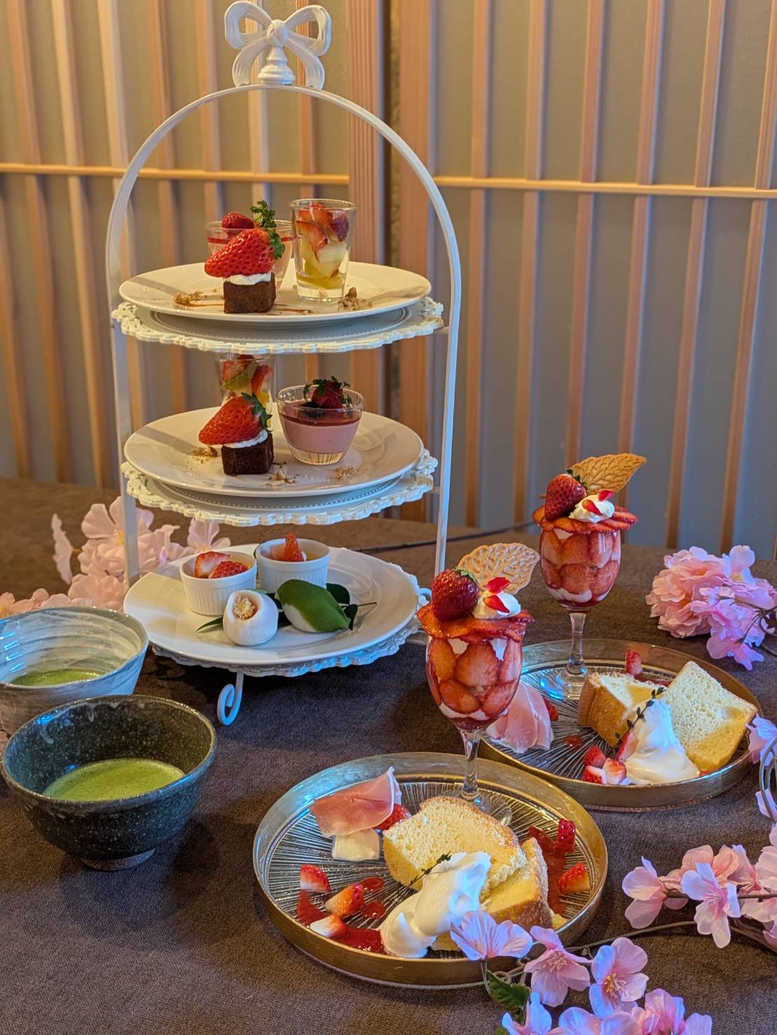 アフタヌーンティ苺