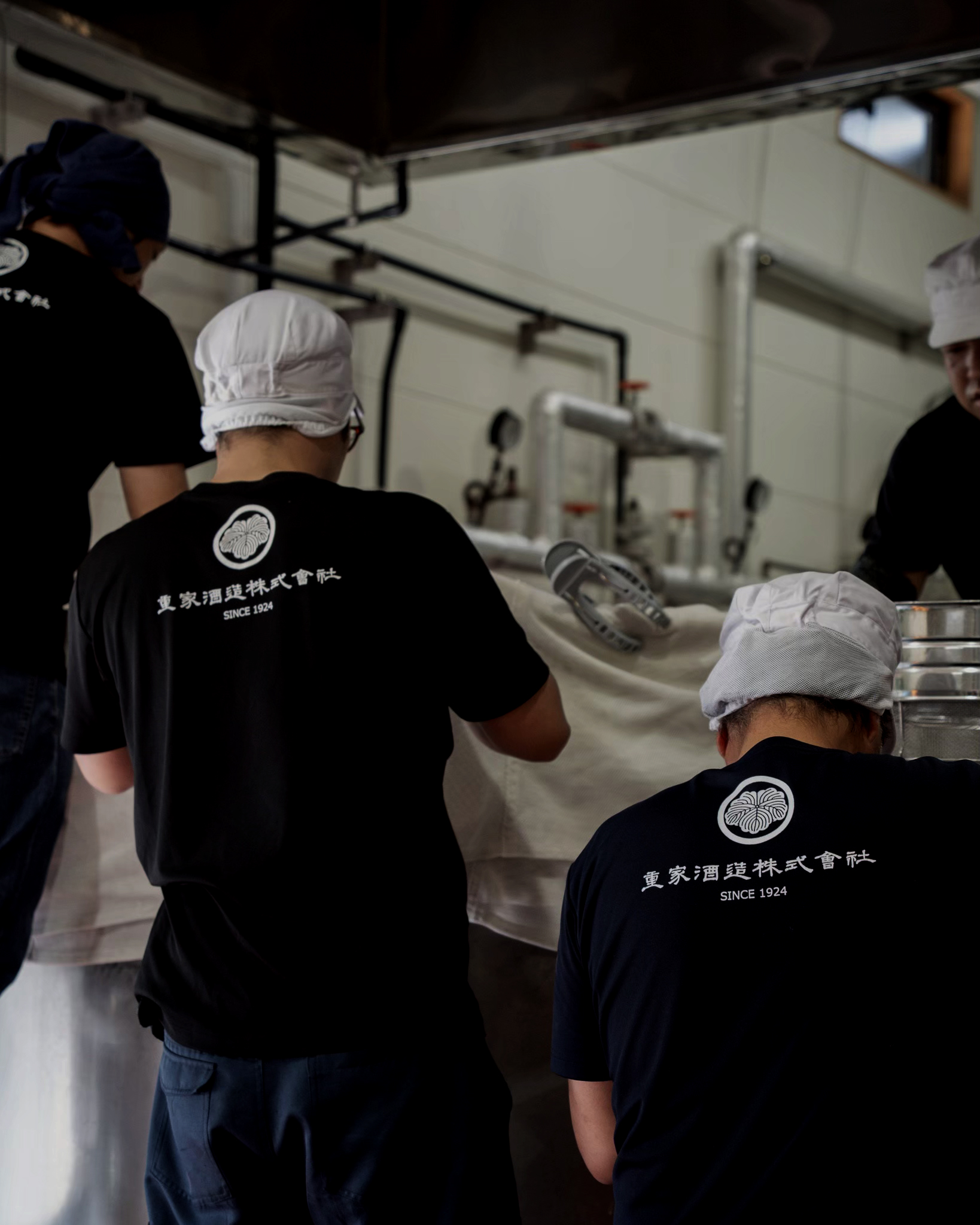 重家酒造 日本酒の仕込み【七】-蔵を巡る人々の流れ-