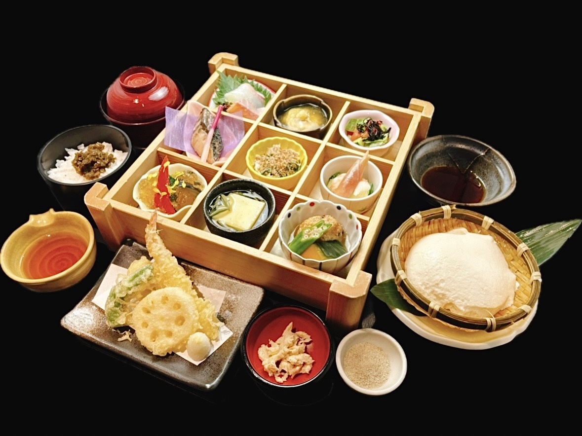 蔵人御膳7月.jpg