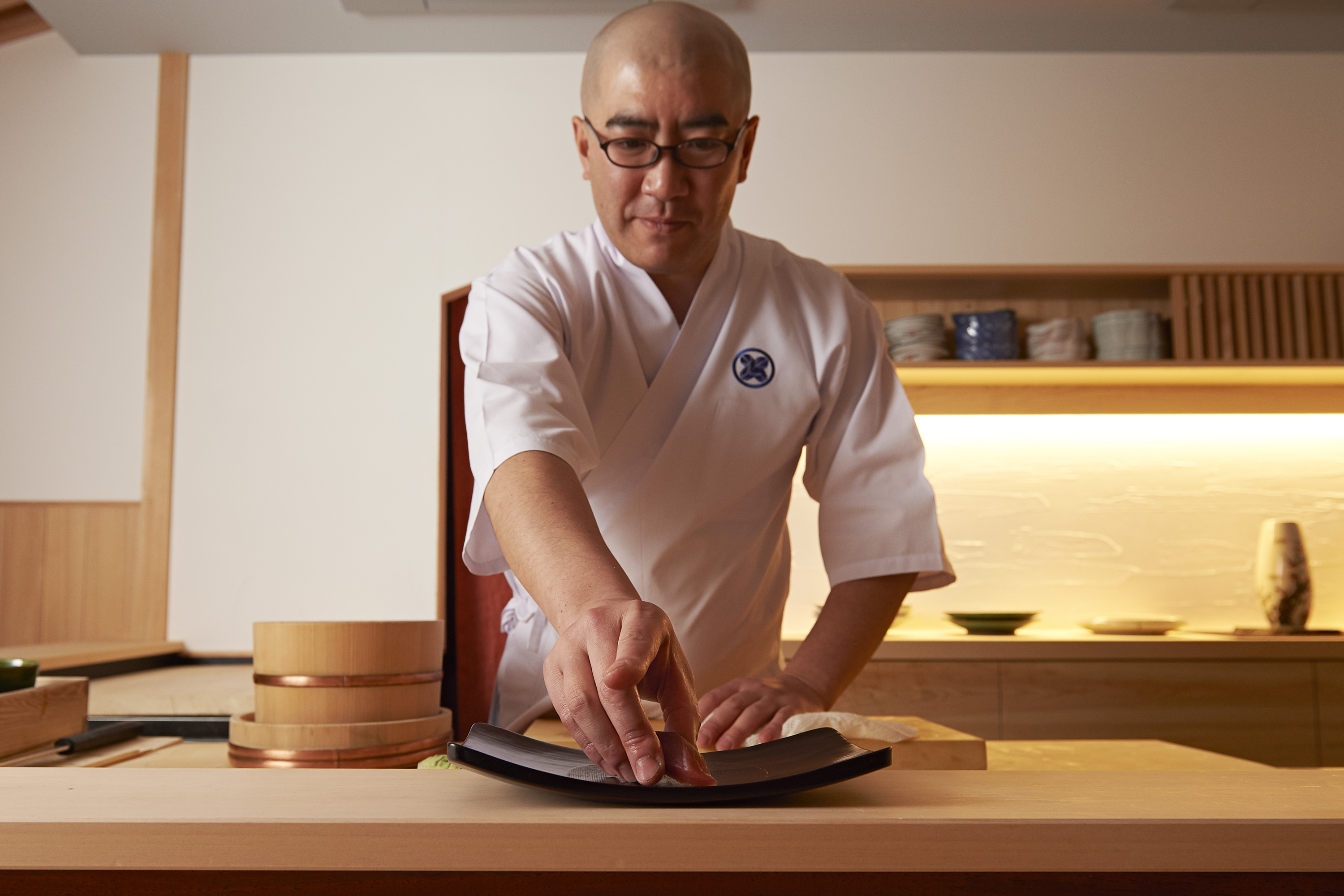 鮨みつやの店主